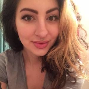 Meet your Posher, Alison